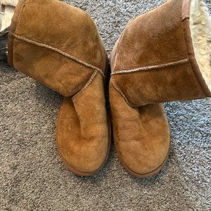 Ugg Classic short boot